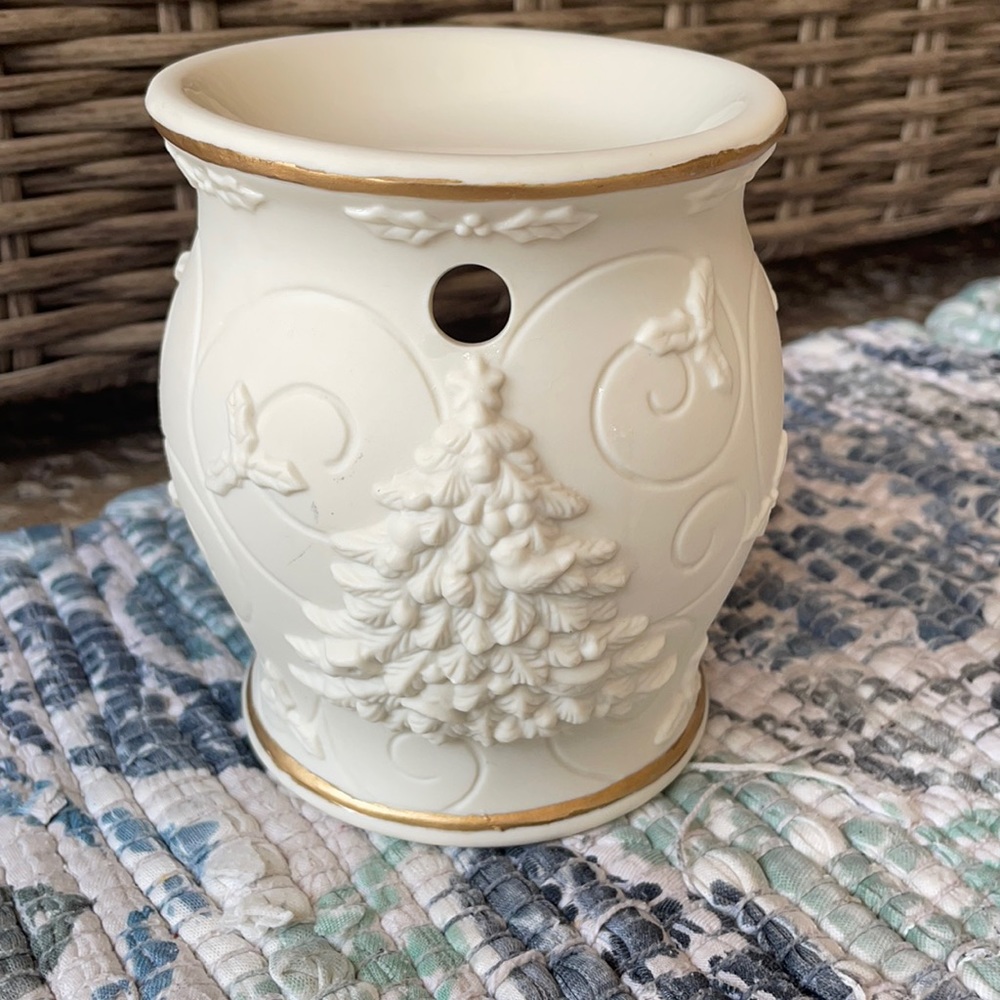 Yankee Candle Porcelain Tree Warmer